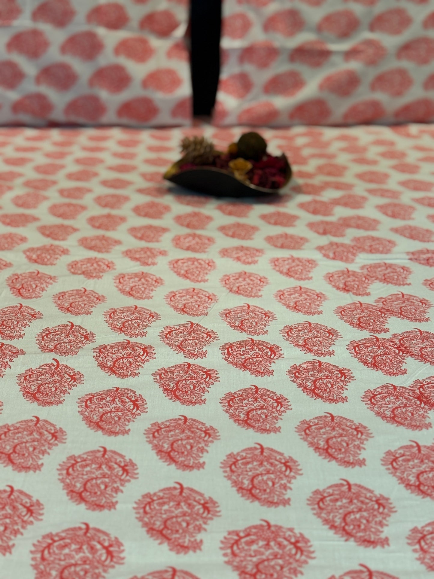 Red Mango Design Printed Bed Sheet