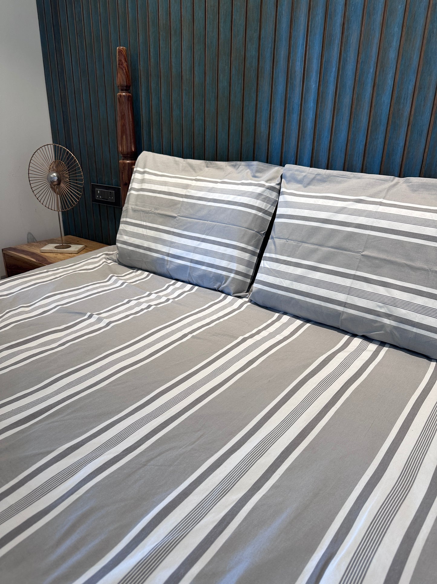 Grey Stripe Bed Sheet with 2 Pillow Cover