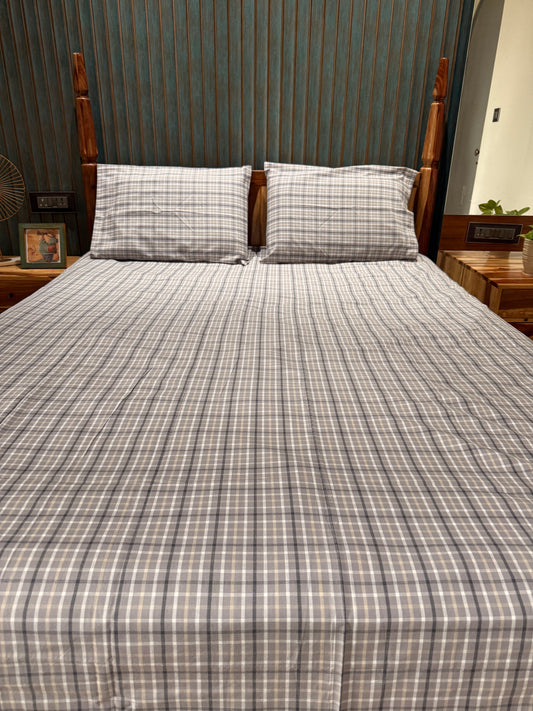 Grey Plaid Bed Sheet with 2 Pillow Cover