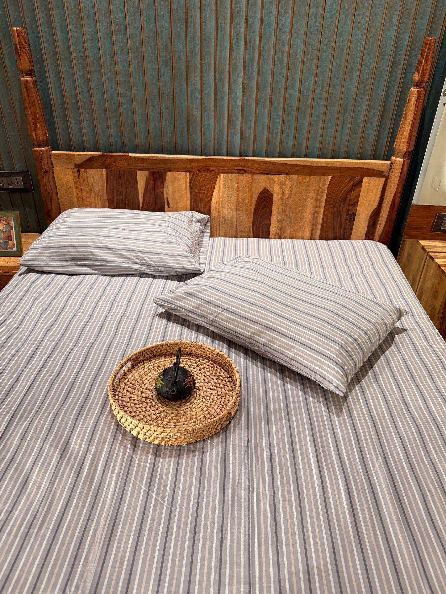 Grey Beige Stripe Bed Sheet with 2 Pillow Cover